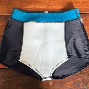 High-Waisted Black and Teal Surf Swim Shorts Nevin